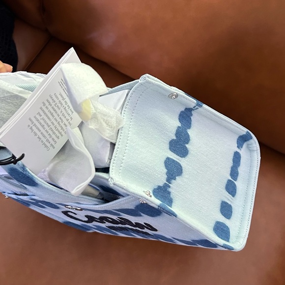 Coach Cargo 26 with Tie-Dye Leather Handbag - Picture 4 of 12